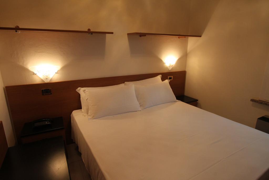 Street Hotel Comacchio Quarto foto