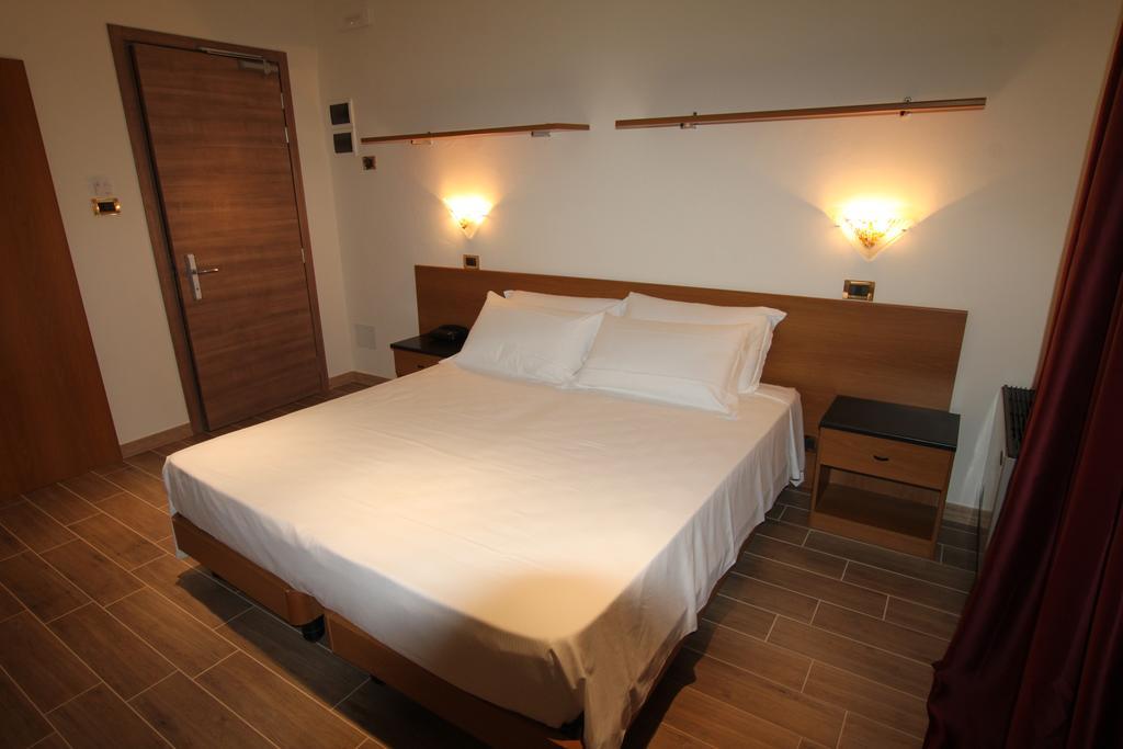 Street Hotel Comacchio Quarto foto