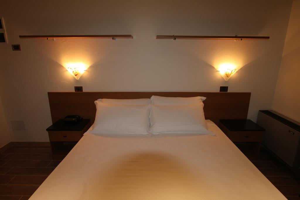 Street Hotel Comacchio Quarto foto