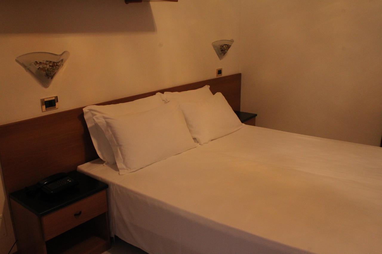 Street Hotel Comacchio Quarto foto